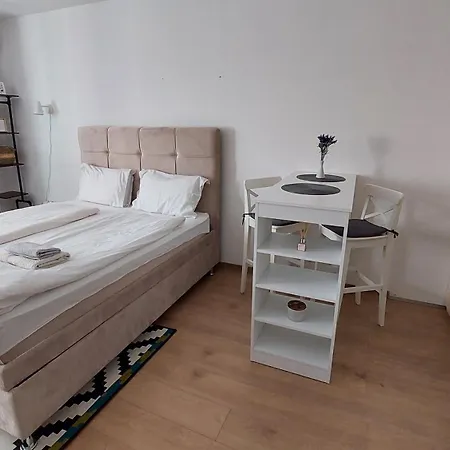Downtown Republic Square Apartment Belgrade